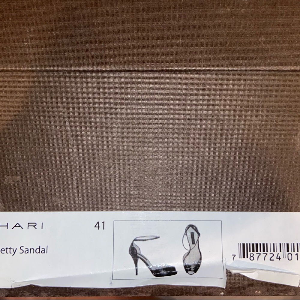 NWT Elie Tahari Betty Sandal Black Snake size 10 US.                 (Q) - Picture 13 of 13
